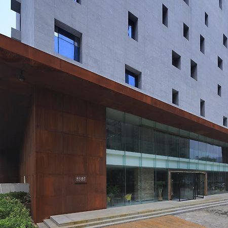 Ease House Luoyang Hotell Luoyang  Exteriör bild