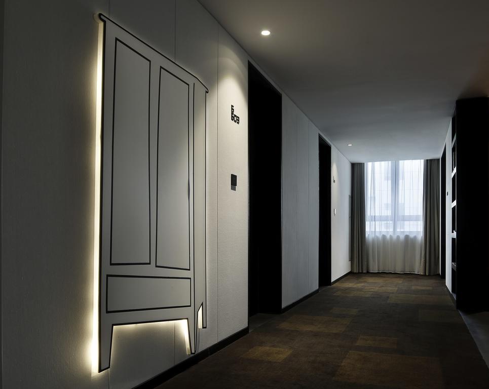 Ease House Luoyang Hotell Luoyang  Exteriör bild