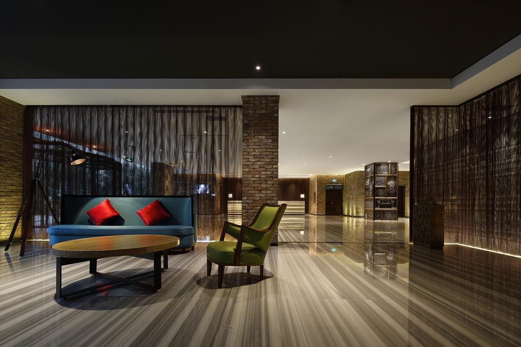 Ease House Luoyang Hotell Luoyang  Exteriör bild