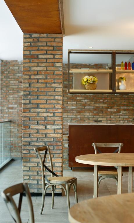 Ease House Luoyang Hotell Luoyang  Exteriör bild